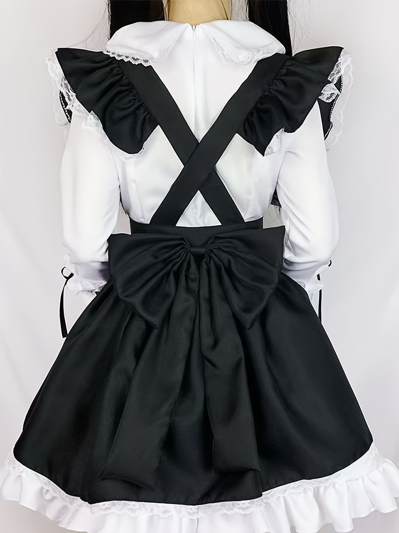 Charming Black & White Maid Costume with Bow Tie - Long Sleeve, Princess Dress for Halloween & Cosplay - Cute Anime - Inspired Uniform for Men and Women - 我的商店